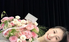 非洲大猪和非洲女人配